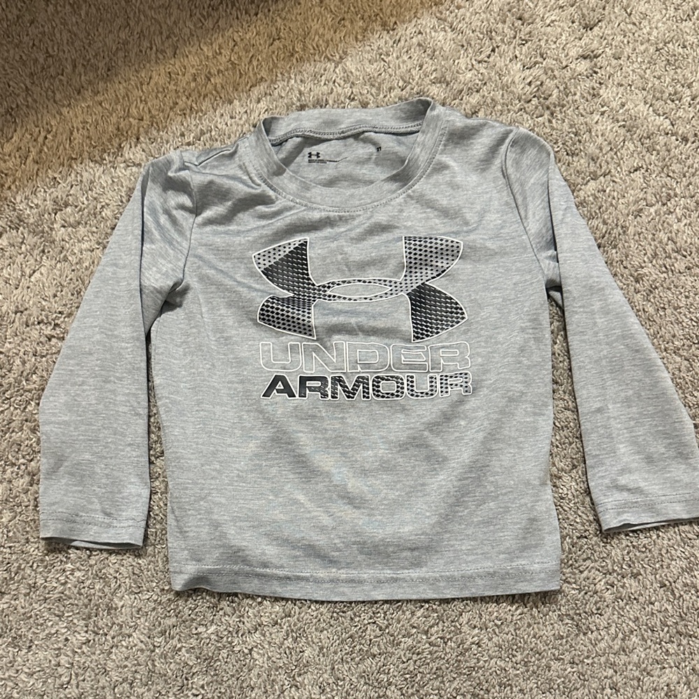 Under Armour Kids Long Sleeve Gray Tee